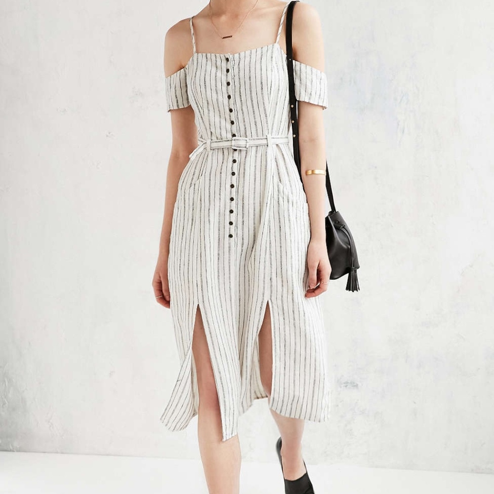 Off-The-Shoulder linen dress